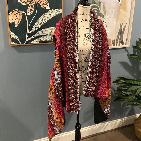 Vibrant Knit Crochet Sweater Vest - Picture 3 of 7